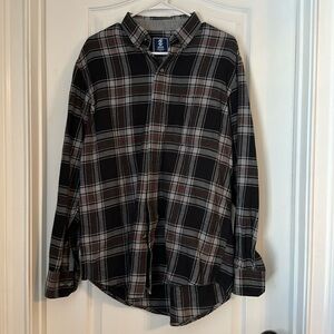 NWOT Men’s Izod button up long sleeve 100% cotton flannel Medium
